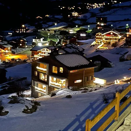 Apartment Sera Lodge- Wohnung Brunegghorn By Interhome